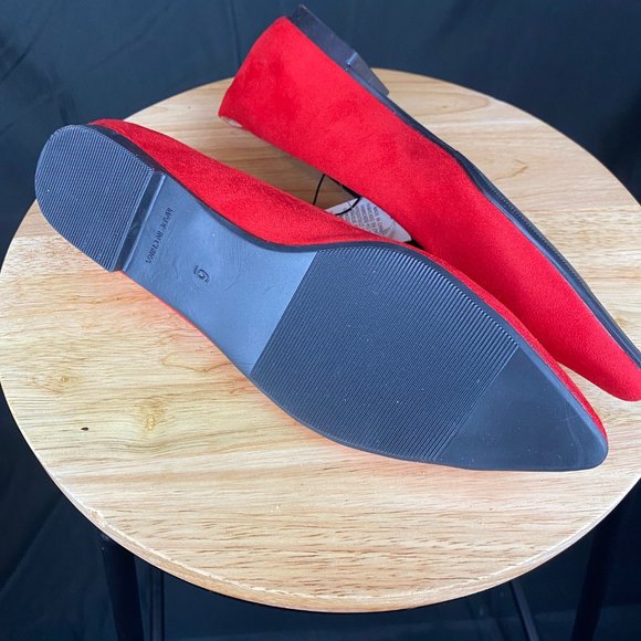 NWT - Penny Sue, Vegan Suede Flats, Red, Size 6 - Picture 4 of 4